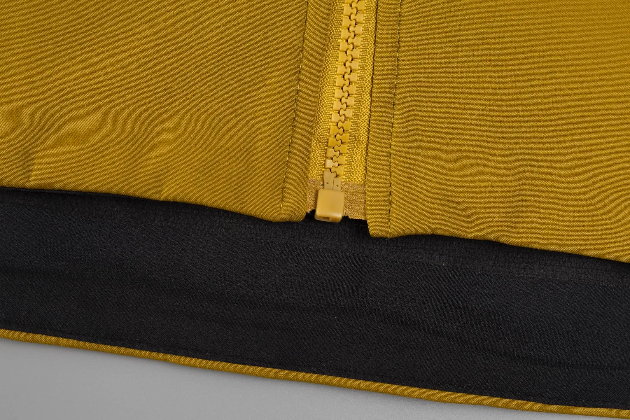 ARCTERYX GAMMA MX 100％ Series（essentials） gamma mx :Fortius 2.0 :85% ，15% :94% ，6% Gamma ，MX ， ， ， Gamma MX Top Seller， ， Series， ， ; Gamma MX ， ， ， ， ; ，New Arrival ， ， DWR ， ， ，Breathable Wind Stopper ， ， Series